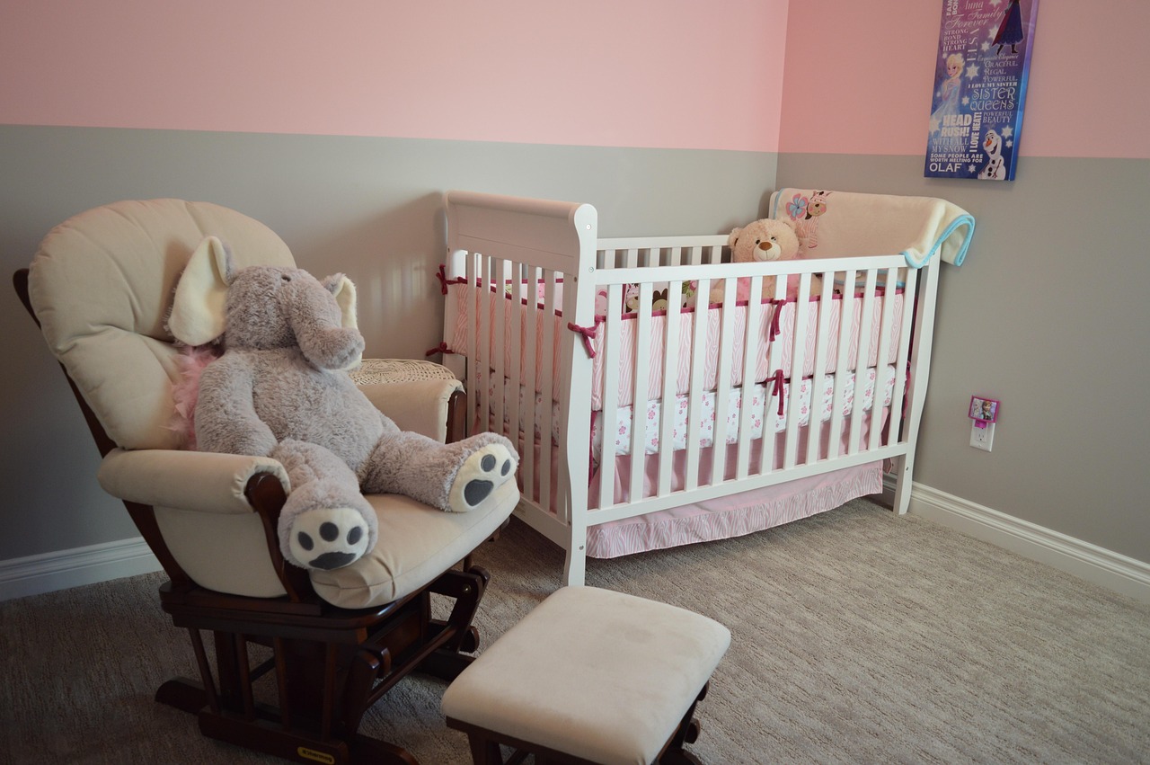 Dreamy nursery ideas with a crib and soft decor