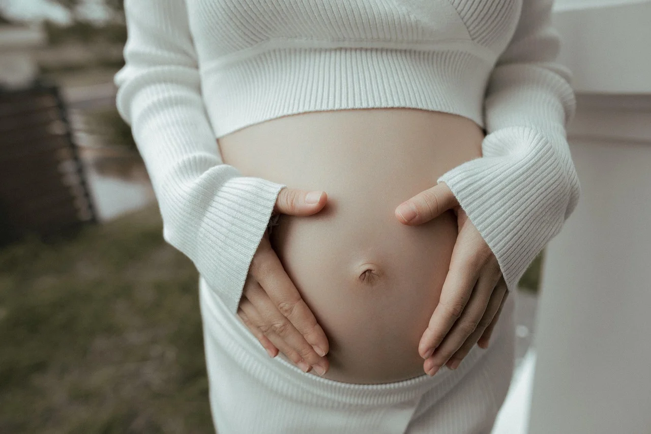 Guess the Belly Size: How to Play (Rules, Materials and Variations)
